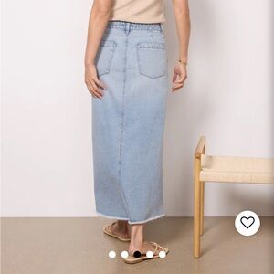 Long Jean skirt Kut from the Kloth brand.